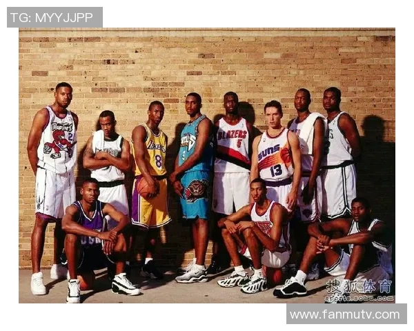 以球星为核心的足球游戏推荐与玩法解析助你成为绿茵场上的传奇